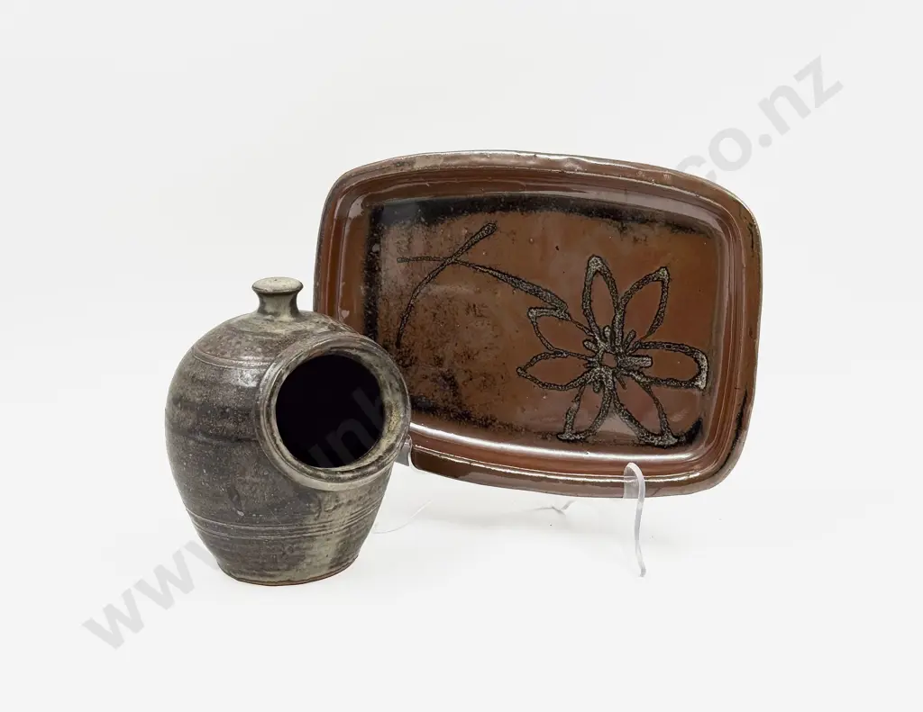 NZ Pottery Salt Pig & NZ Pottery Dish Image 1++