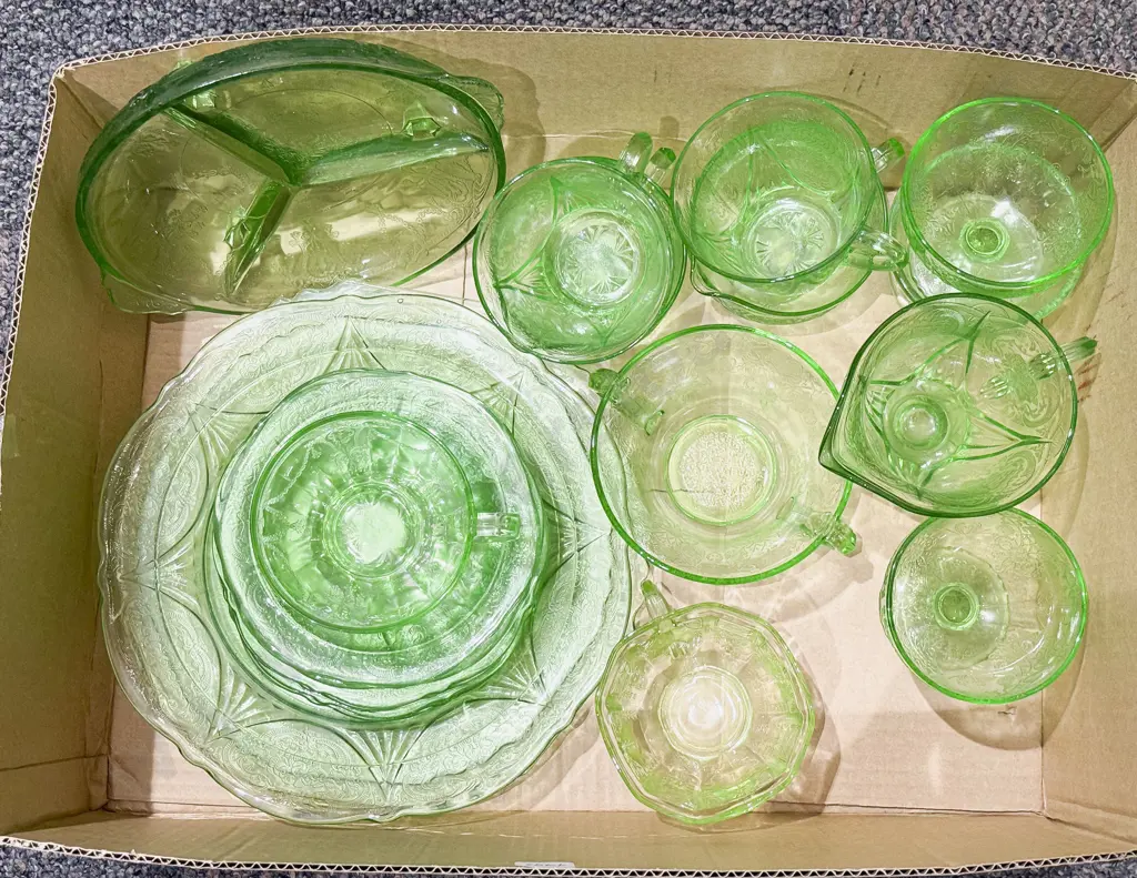 Quantity of Assorted Pressed Glass Image 1++