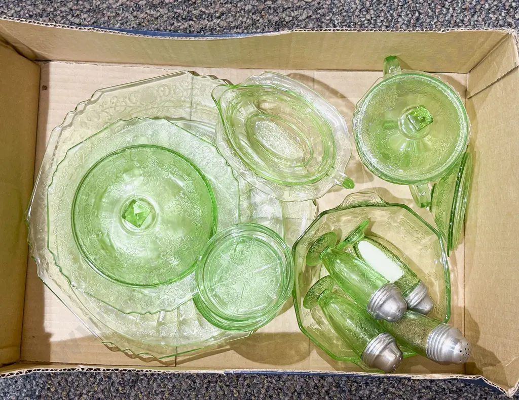 Quantity of Assorted Pressed Glass Image 1++