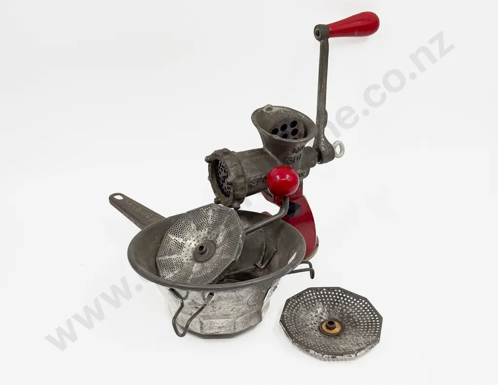 Mid Century Mouli together with Vintage Mincer Image 1++