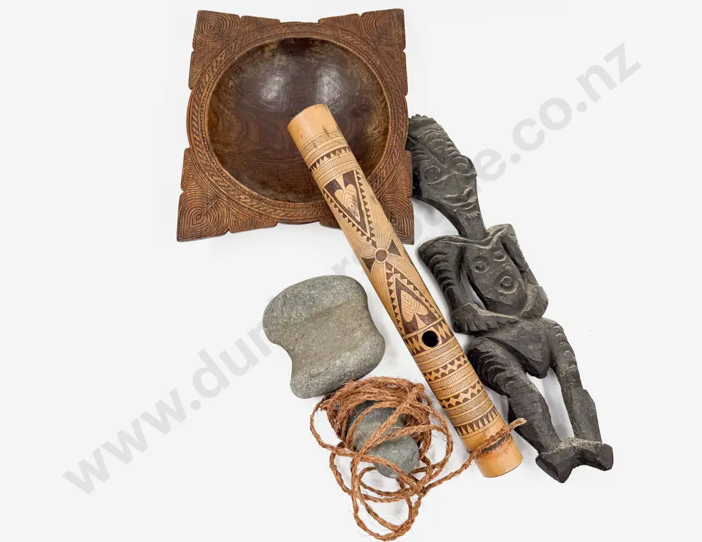 Kava Bowl & Assorted Tourist Ware Image 1++