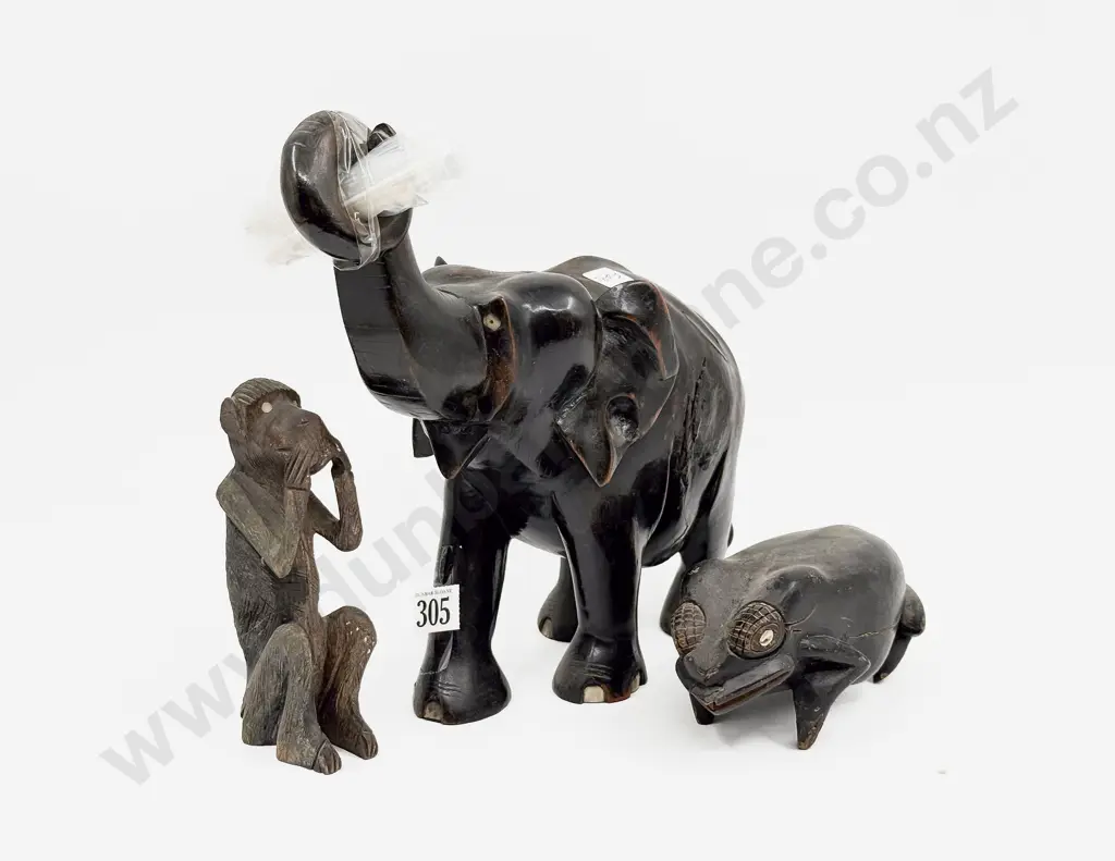 Three Assorted Animal Ornaments incl Large Elephant Image 1++