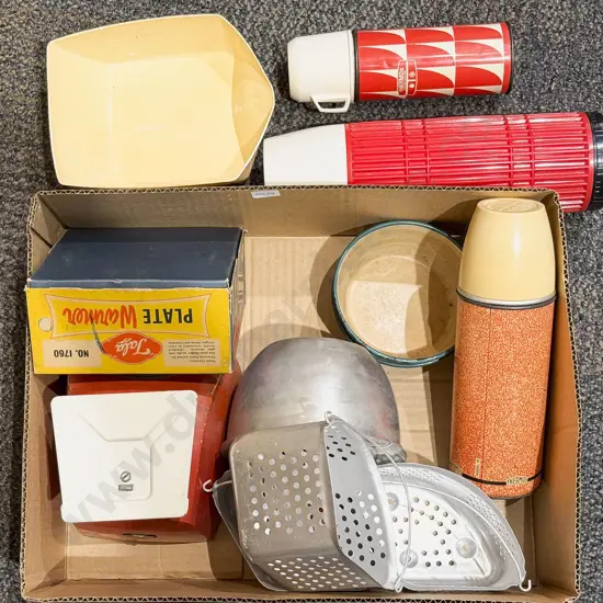 Box Qty of Assorted Vintage Kitchenalia etc
