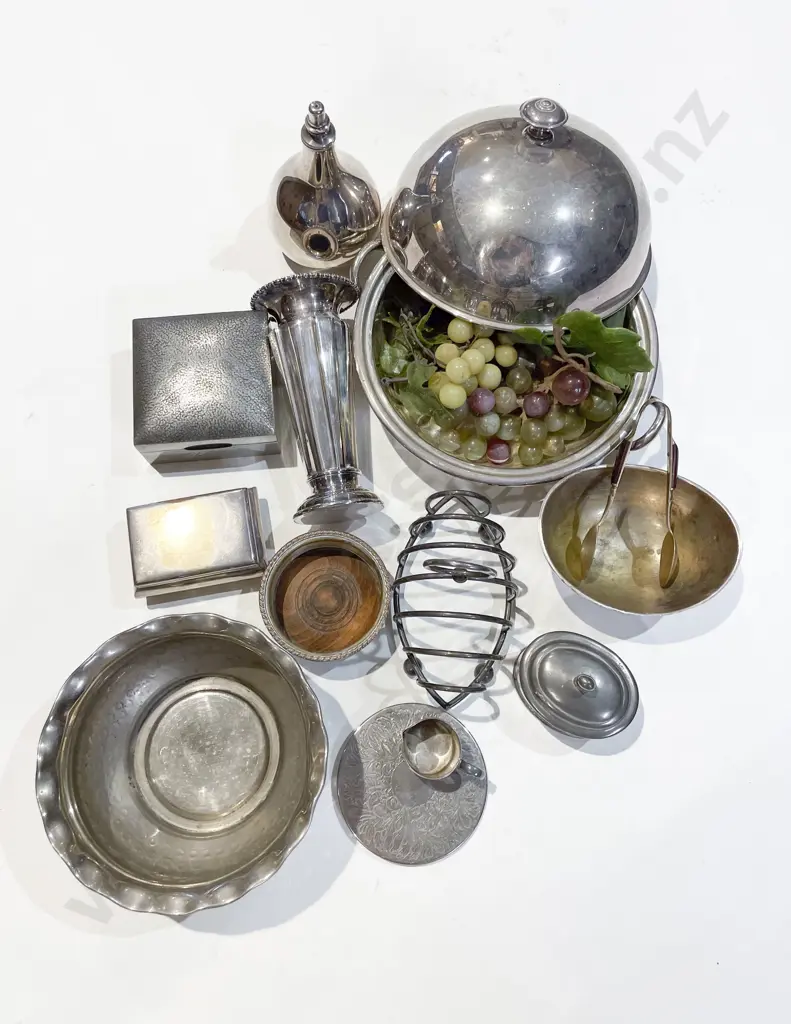 Tudric Pewter Trinket Box & Assorted S/P Image 1++