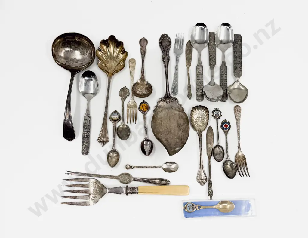 Qty of Assorted S/P Cutlery etc Image 1++