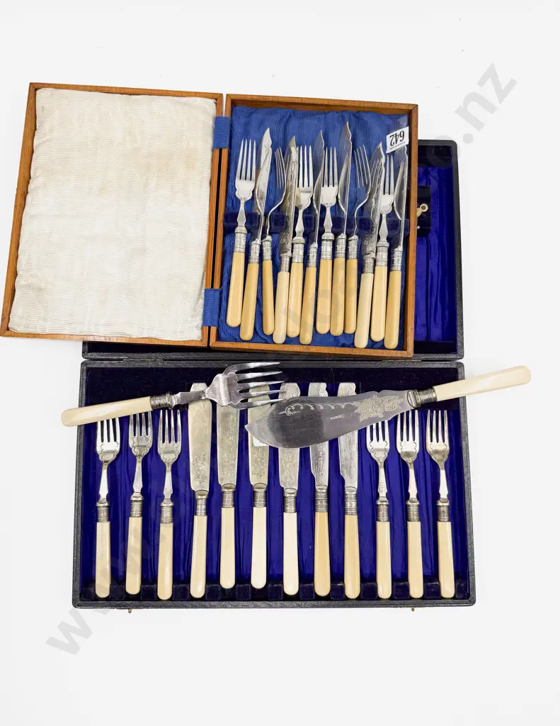 Cased Bone Handled Fish Service together with Cased Bone Handled Fish Knives & Forks Image 1++