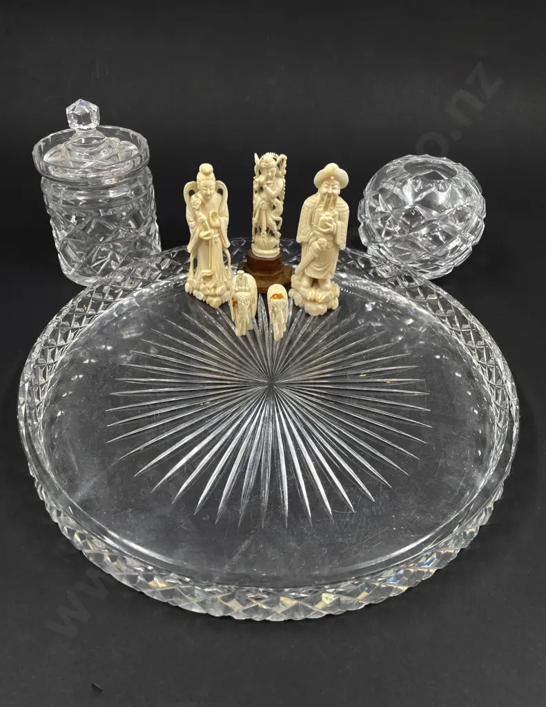 Five Pieces of Ivory together with Assorted Crystal Image 1++
