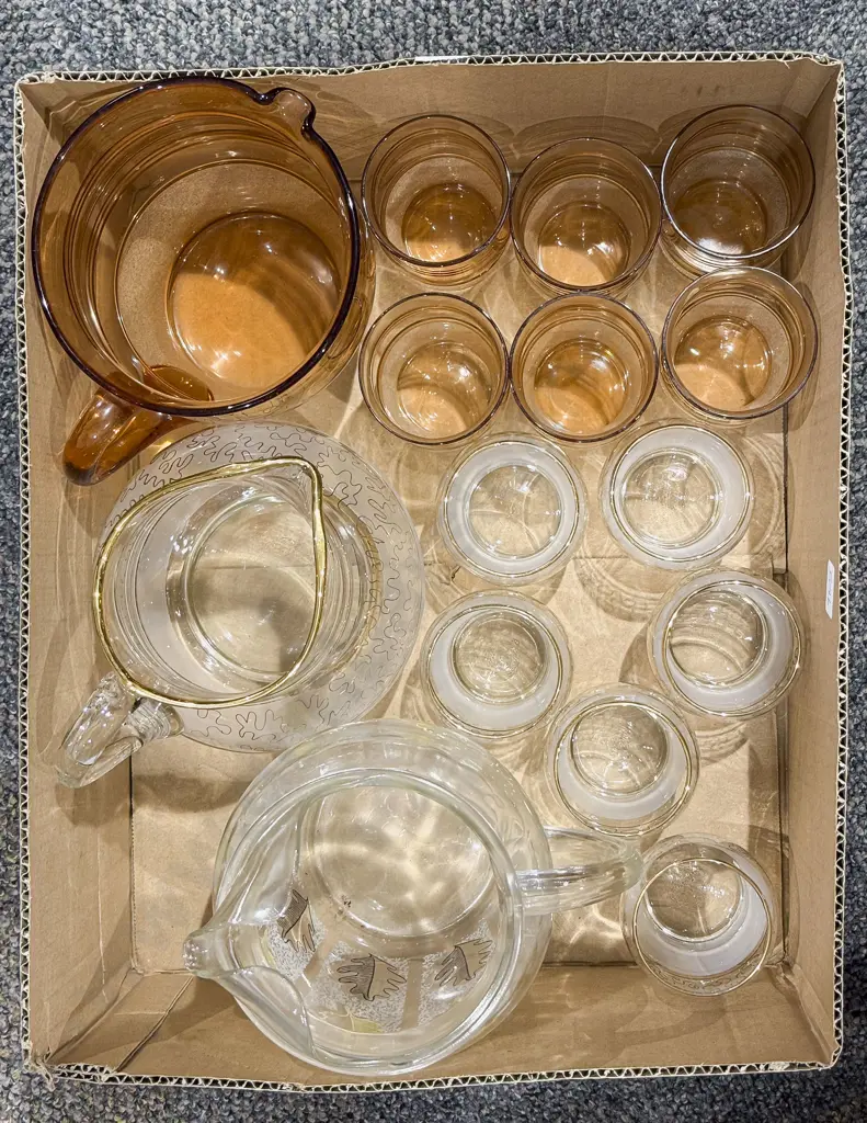 Qty of Assorted Glass Ware incl Lemonade Sets Image 1++