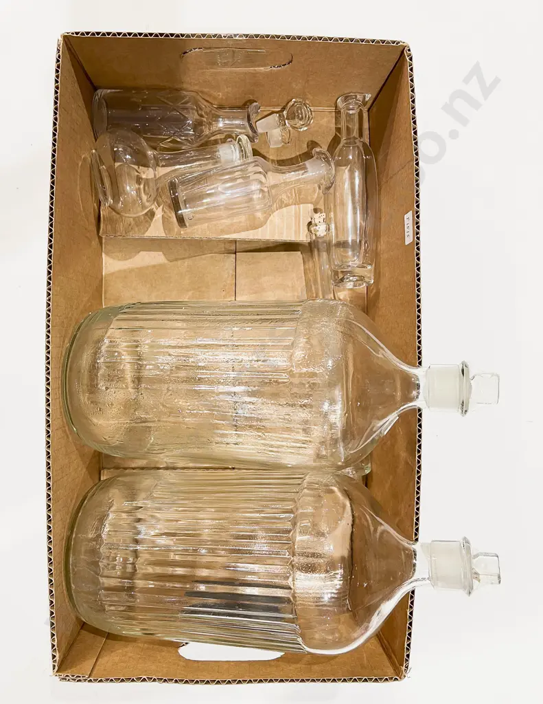 A Pair of Large Chemist Bottles & Assorted Image 1++
