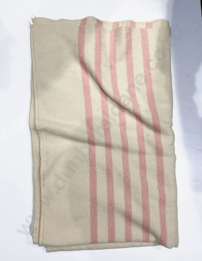 NZ Woollen Blanket Image 1++