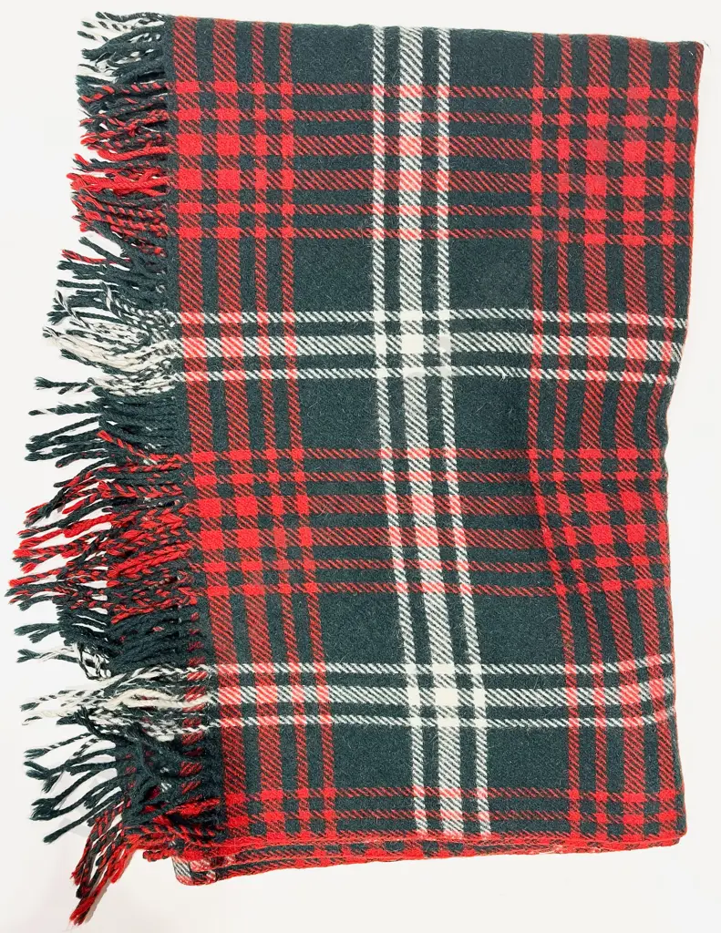 NZ Woollen Blanket Image 1++