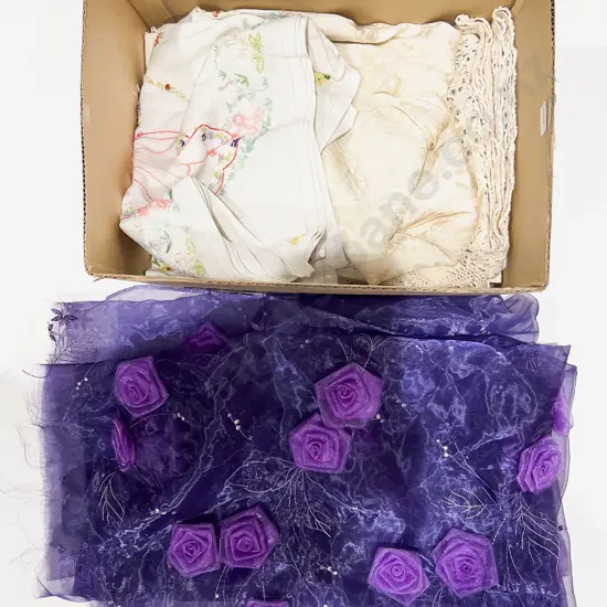 Box Qty of Assorted Vintage Table Linen etc
