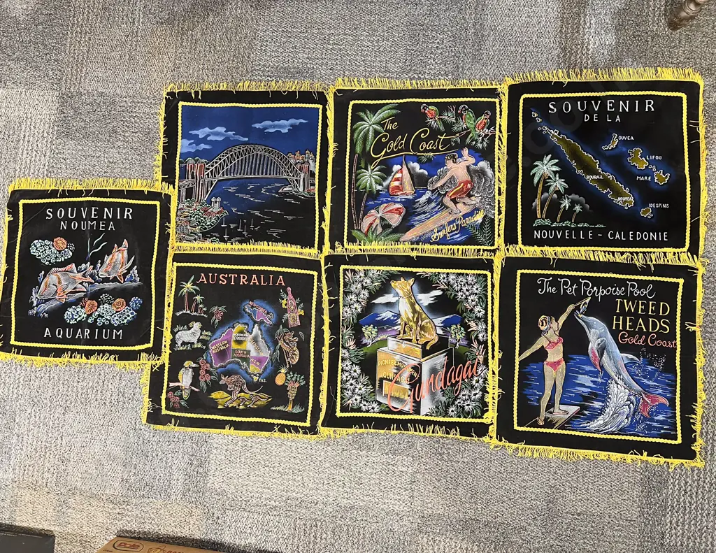 Box Qty of Assorted incl Tourist Ware Cushion Covers Image 1++