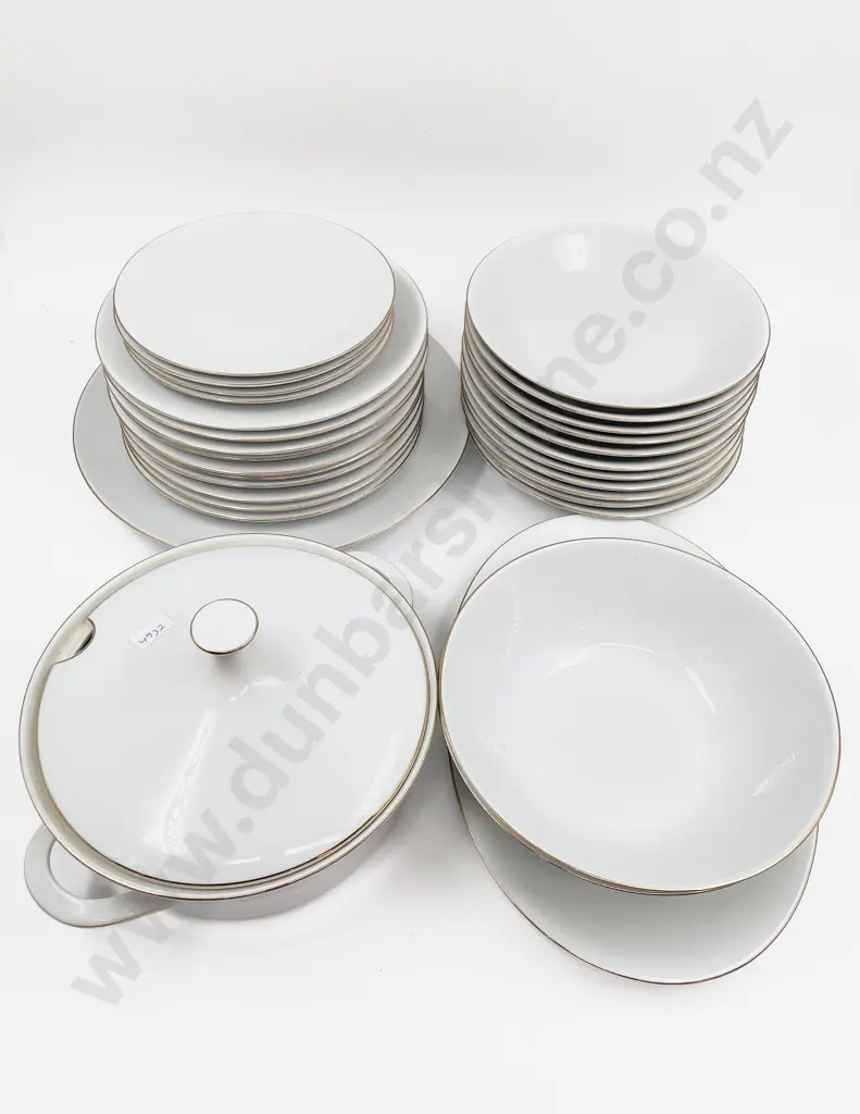 Qty of Assorted Bavarian/German White Crockery Image 1++