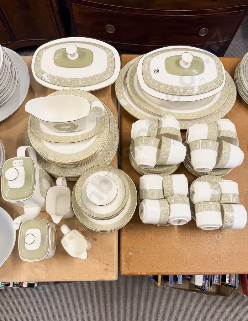 RD "Sonnet" Pattern Part Dinner Service Image 1++