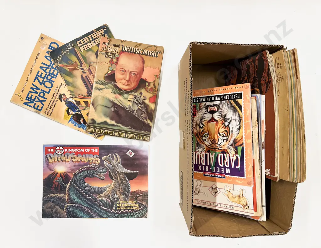 Qty of Assorted Vintage Annuals & Magazines Image 1++