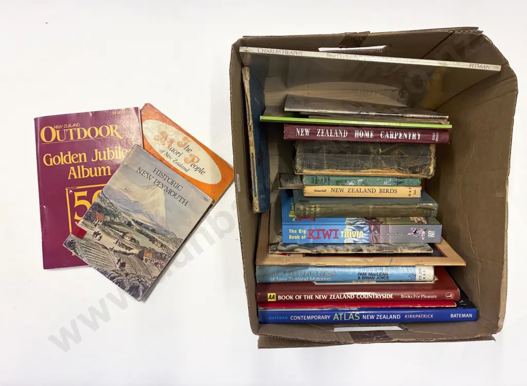 Box of Assorted NZ Reference Image 1++