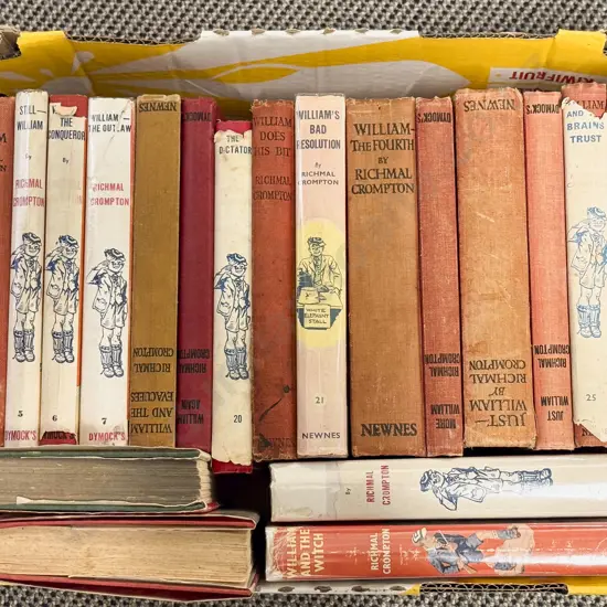Qty of Assorted Richmal Crompton "William" Volumes