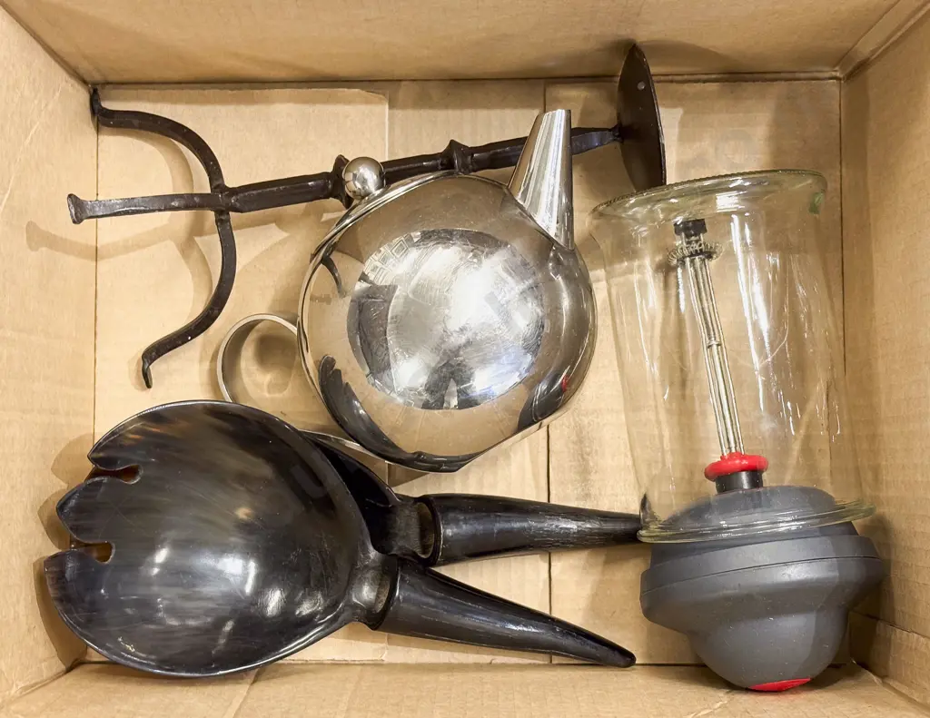 Small Qty of Assorted incl Horn Salad Servers etc Image 1++