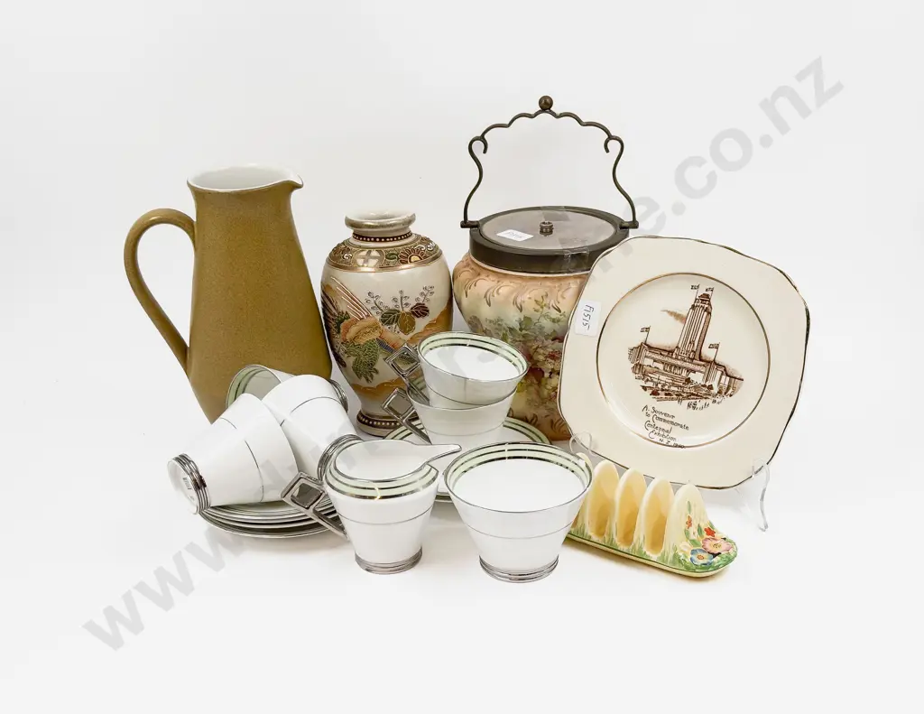 Box of Assorted China etc Image 1++