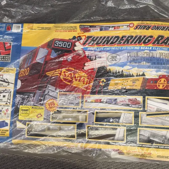 Life-Like Trains "Thundering Rails" Track and Train Set