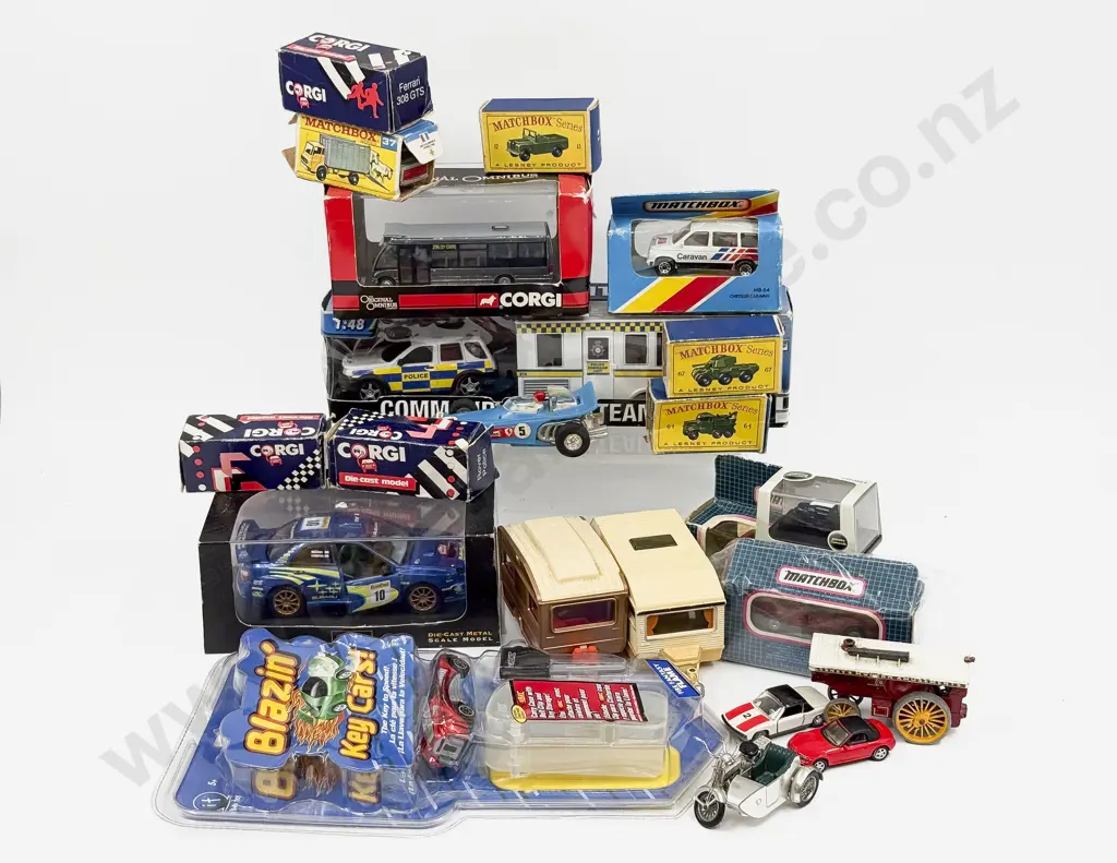 Qty of Assorted Matchbox & Other Boxed & Loose Model Vehicles Image 1++