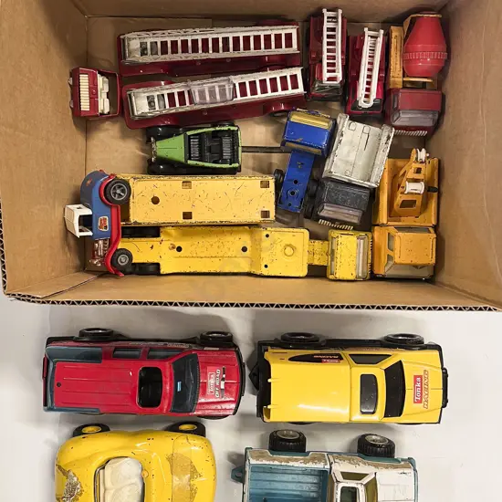 Box Qty of Assorted Model Vehicles