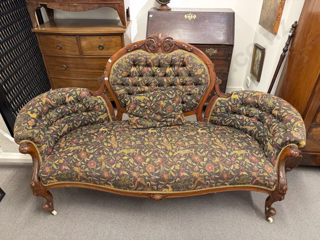 Victorian Walnut Parlour Sofa Image 1++
