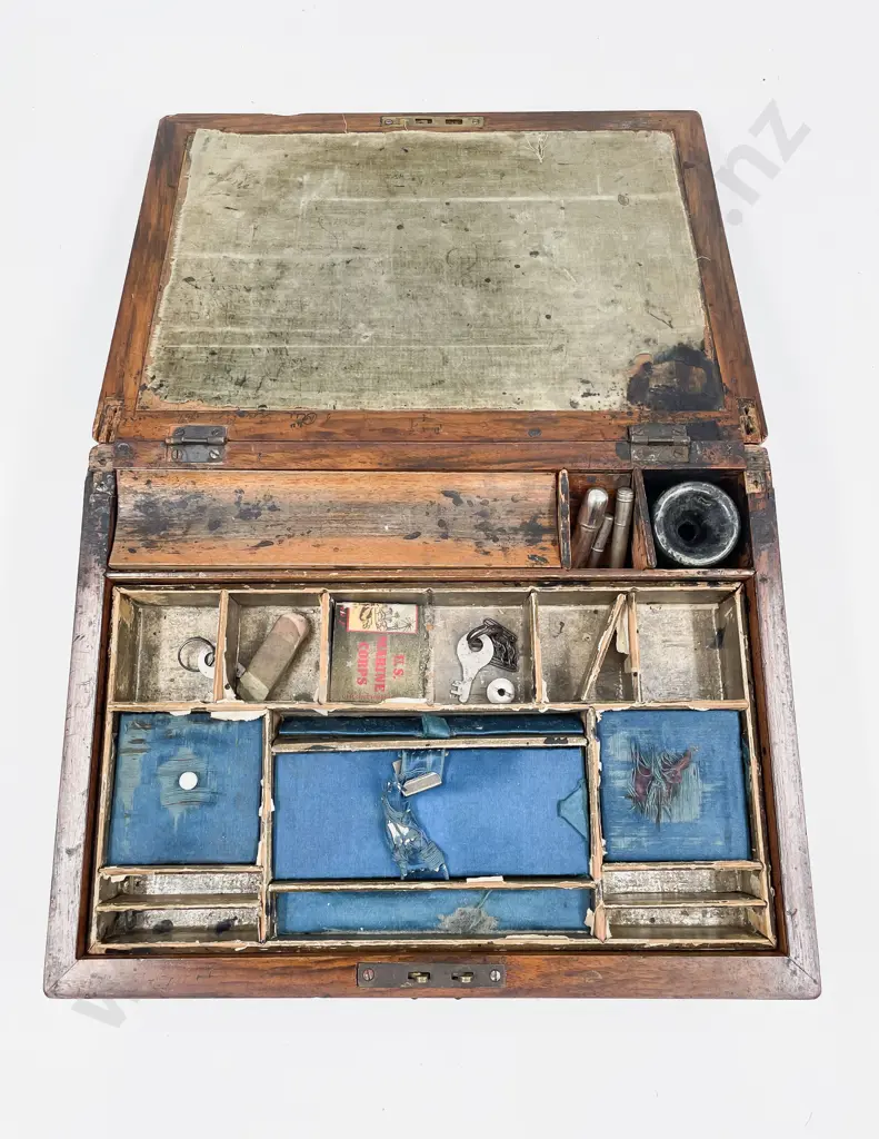 Vict Figured Walnut Sewing Box Image 1++