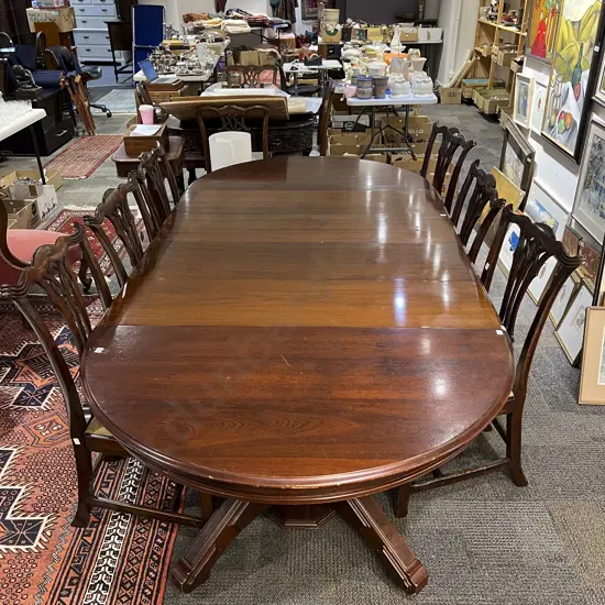 Mahogany Extn Dining Table & Six Chippendale Style Chairs
