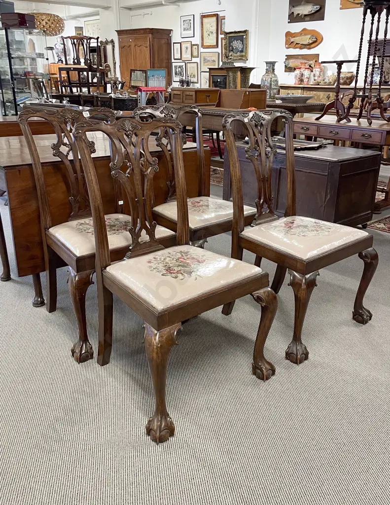 Good Quality Set of Four Mahogany Chippendale Style Dining Chairs Image 1++