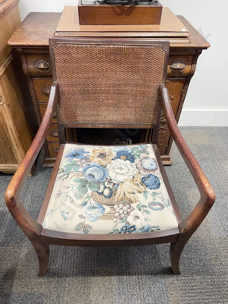 Open Armchair with Rattan Back Image 1++