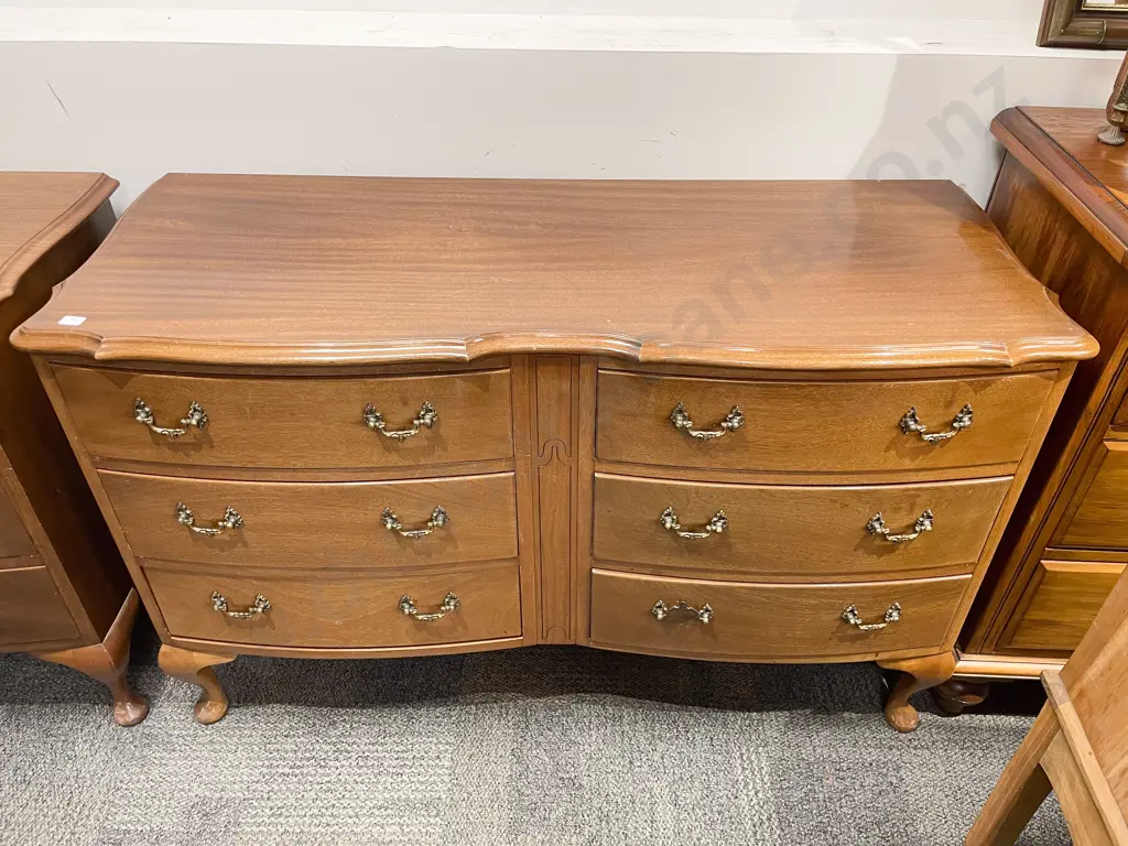 Pair of Mahogany Six Drawer Lowboys Image 1++