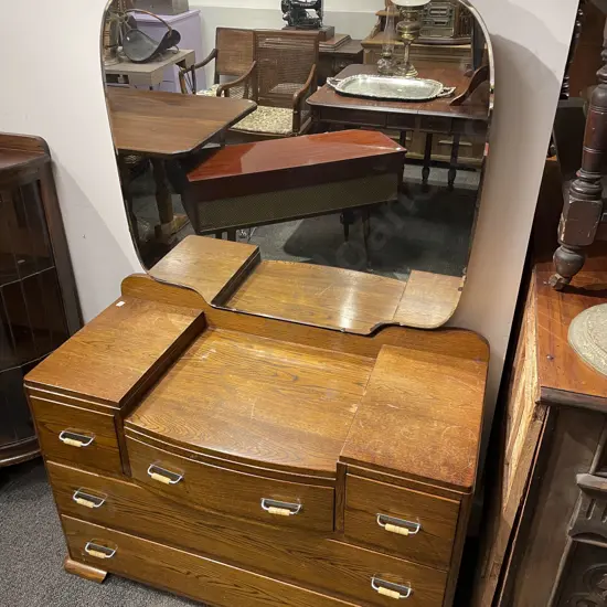 Oak Mirror Back Dressing Chest