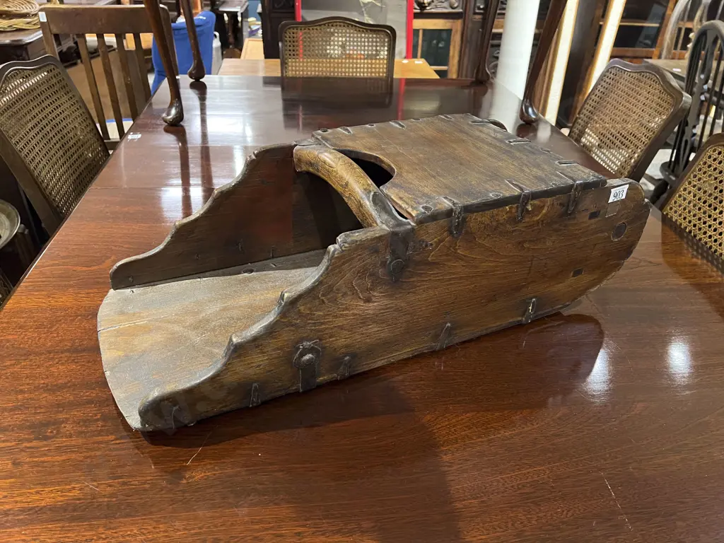 Antique Elm Farmhouse Grain Scoop with Rotating Handle to Base Image 1++