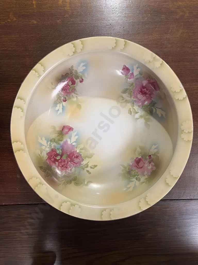 Ceramic Wash Basin Image 1++