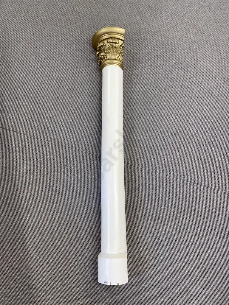 Grecian Style Wooden Column Form Corner Plant Stand Image 1++