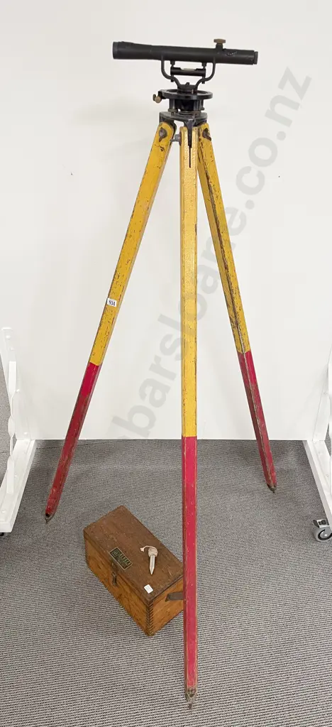 Vintage C.L. Berger & Sons Cased Dumpy Level together with Tripod Stand Image 1++