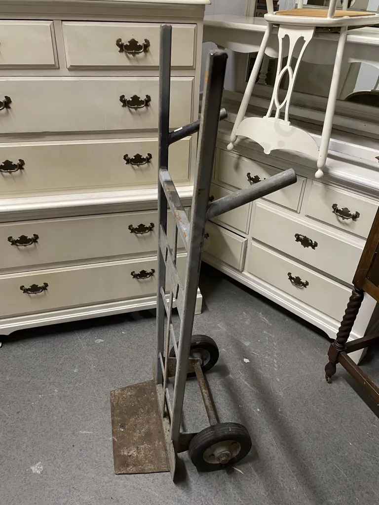 Vintage Sack Barrow Image 1++