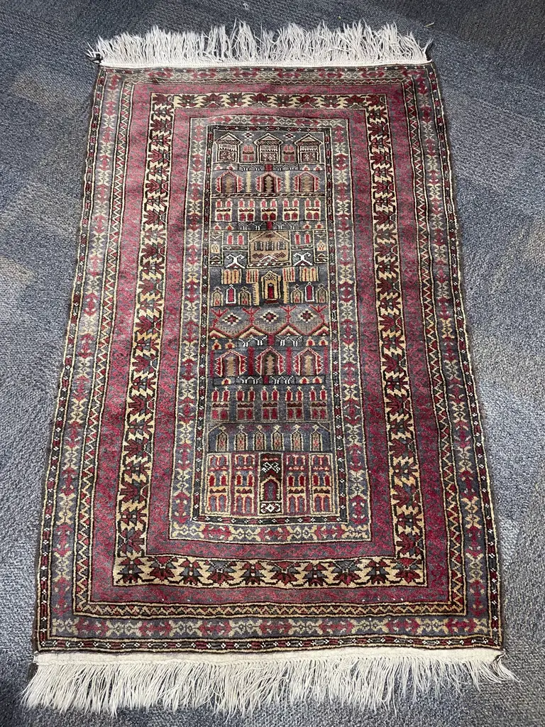 Persian Rug Image 1++