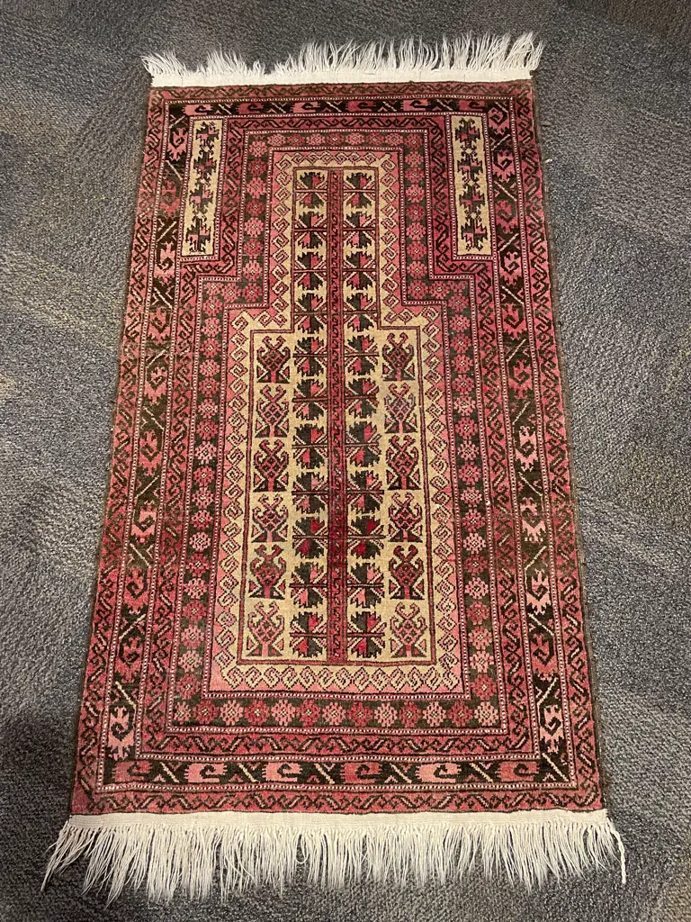 Persian Prayer Rug Image 1++