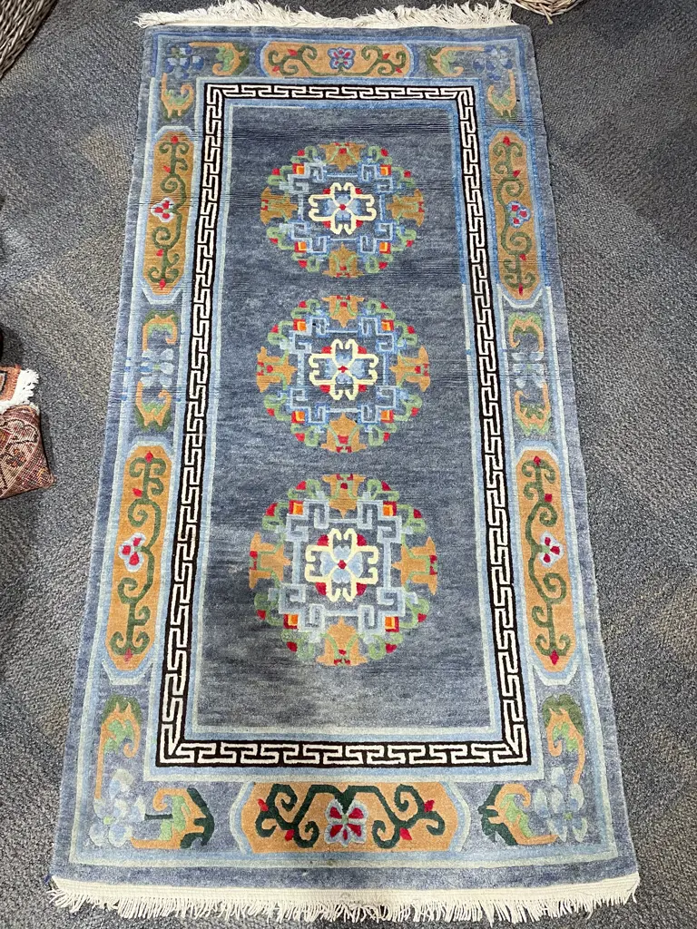 Chinese Floor Rug Image 1++