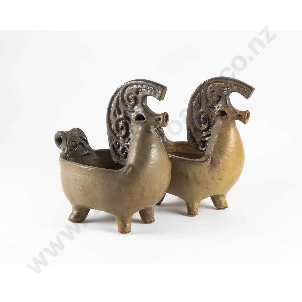 Pair Of Juliet Peter Horse Form Planters Image 1++