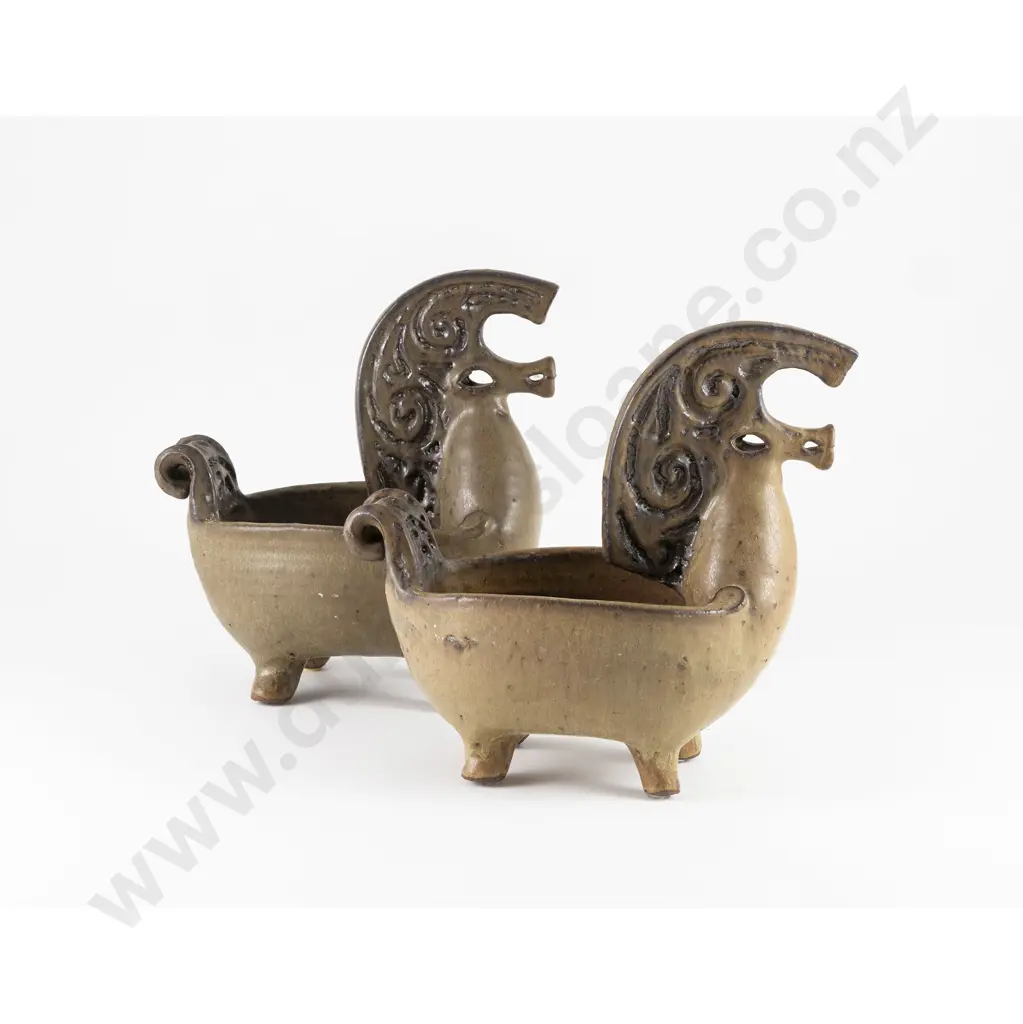 Pair Of Juliet Peter Horse Form Planters Image 1++