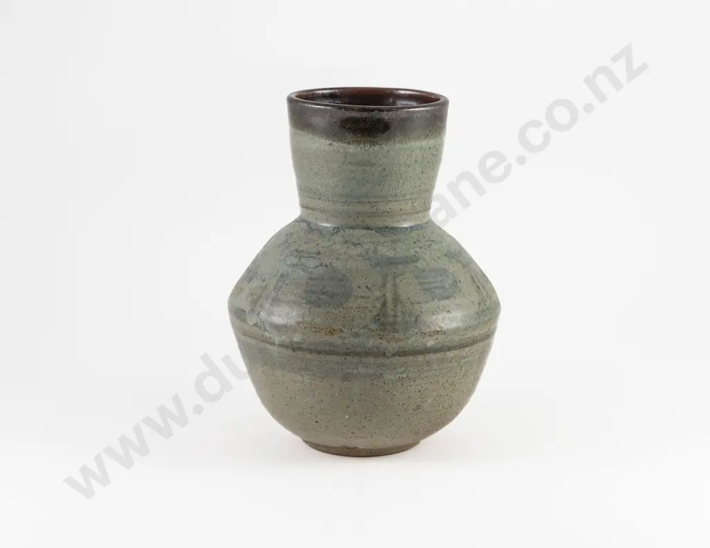 Doreen Blumhardt Vase Image 1++