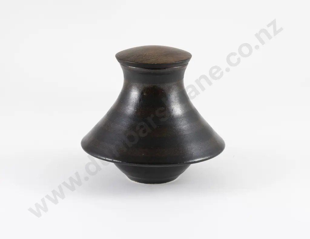 Anneke Borren Lidded Container Image 1++