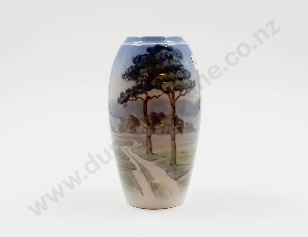 B&G Vase Image 1++