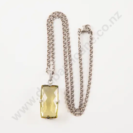 S/S Mounted Citrine Pendant on S/S Neck Chain