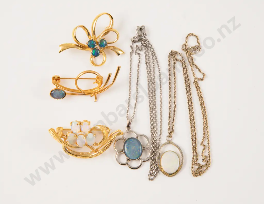 Collection of Silver Plated Opal Jewellery Image 1++
