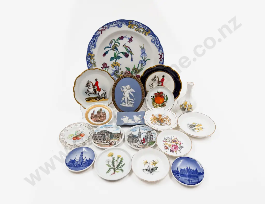 Qty of Assorted Fancy China Dishes Together with Jasperware Plaque Image 1++